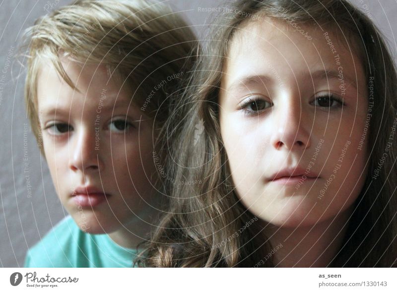 Brother and sister girl Boy (child) Brothers and sisters Sister Infancy Life Face 2 Human being 8 - 13 years Child brunette Blonde Looking Wait Authentic