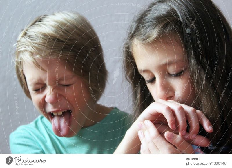 Kiss between siblings Playing Children's game girl Boy (child) Brothers and sisters Sister Family & Relations Infancy Face Tongue 2 Human being 8 - 13 years