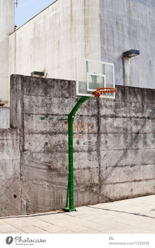 postage / basketball court Leisure and hobbies Sports Sporting event Basketball Sporting Complex Beautiful weather Places Wall (barrier) Wall (building)