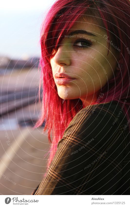 Side portrait of young woman with magenta hair Young woman Youth (Young adults) Hair and hairstyles Face 18 - 30 years Adults Beautiful weather Long-haired