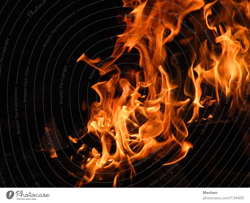 Pyro type Hot Red Yellow Physics Burn Snapshot Dangerous Fire Blaze Fireplace Flame Warmth Threat