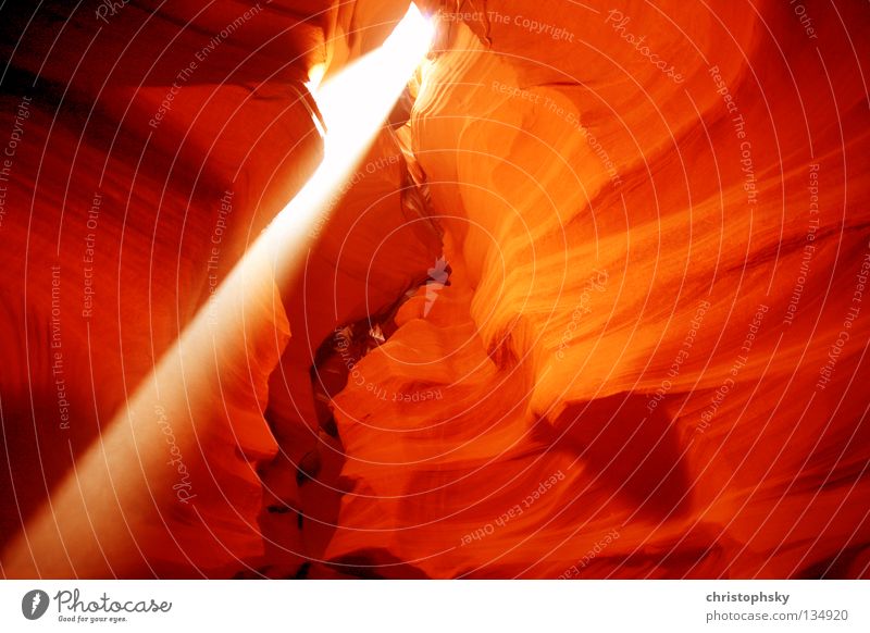 Light my fire Sunbeam Canyon Cave Page USA Blaze Colour Powell River