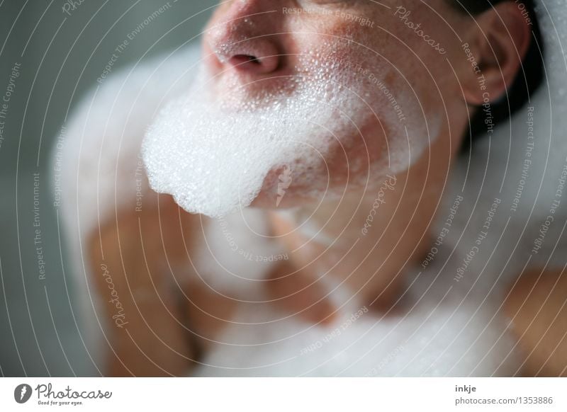 Woman with foam beard pretty Personal hygiene Body Foam bath Foam mountain Wellness Senses Relaxation Cure Spa Swimming & Bathing Adults Life Face Chin 1