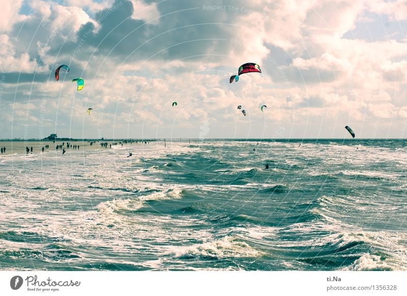 Wind and vastness Aquatics Kiting Water Sky Clouds Horizon North Sea St. Peter-Ording Sports Wet Athletic Blue Turquoise White Moody Joy Power Self Control