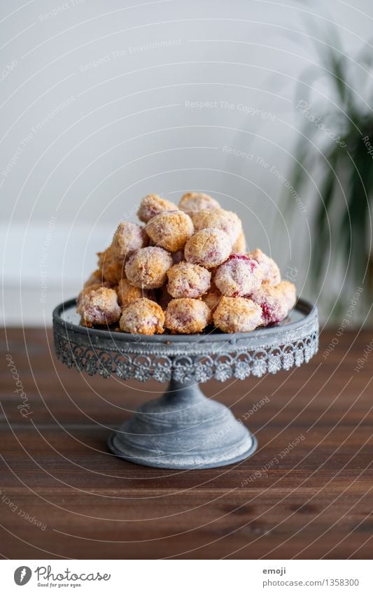 macaroons Cake Candy Cookie Nutrition Slow food Finger food Delicious Sweet Cake plate Colour photo Interior shot Deserted Day Shallow depth of field