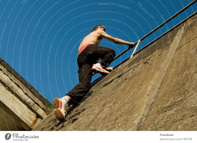 climbing mexe Parkour Jump Switzerland Sports Acrobatic Body control Brave Risk Skillful Easygoing Spirited Action Commercial Supple Stunt Stuntman Tasty