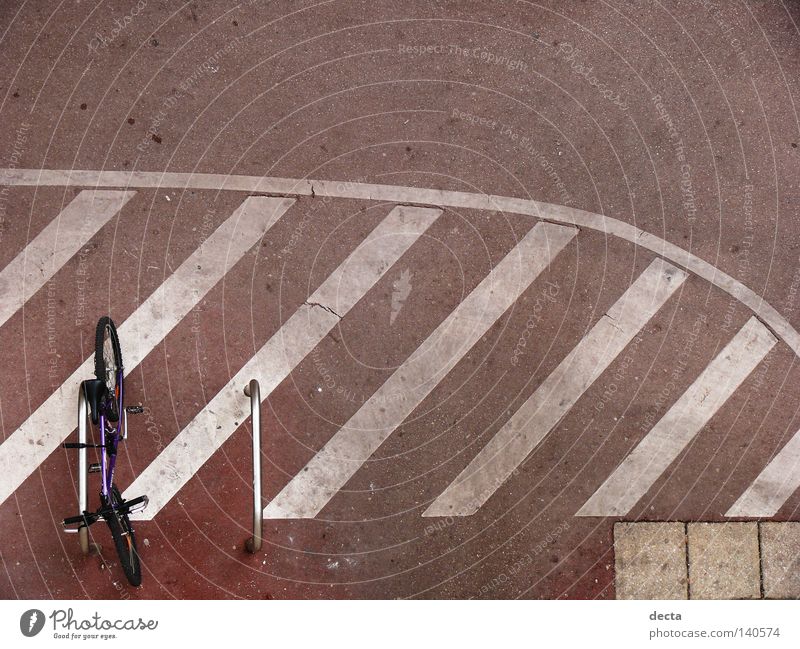 Bike Bicycle Concrete Traffic infrastructure rad beton Rod Stripe lehnen boden vogelperspektive