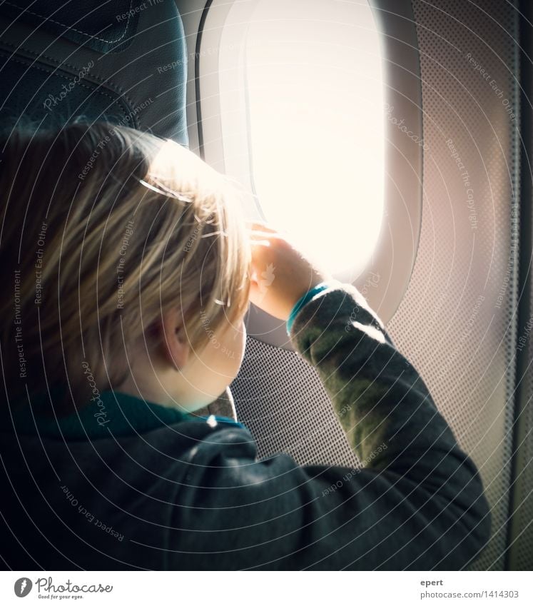 broadening of horizons Vacation & Travel Trip Adventure Freedom Child 1 Human being 3 - 8 years Infancy Aviation Airplane Passenger plane Car Window Porthole