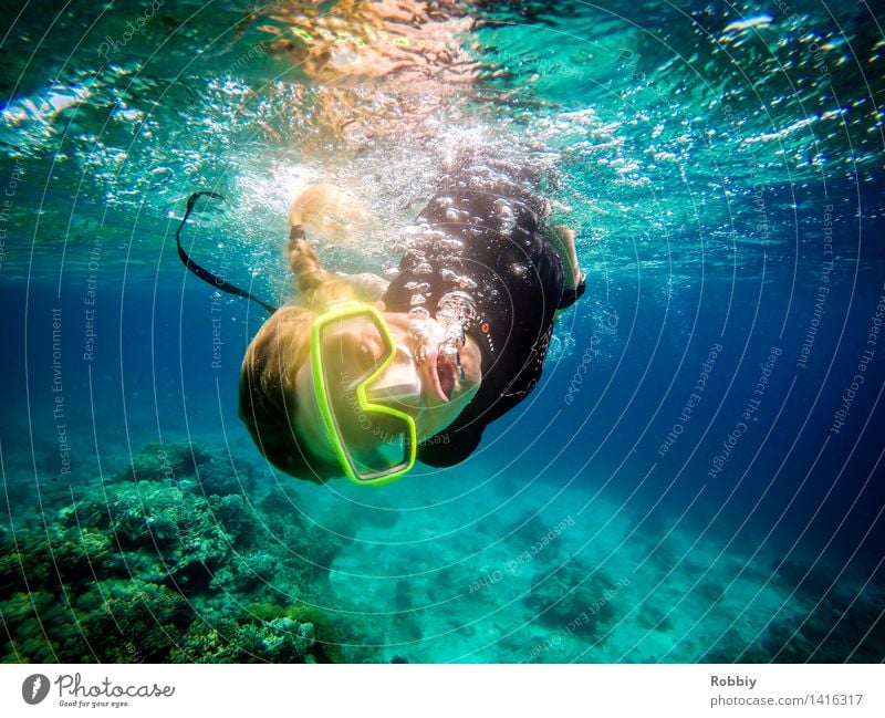 Like a fish in water Snorkeling Dive Feminine Young woman Youth (Young adults) Woman Adults 1 Human being 18 - 30 years Water Coast Beach Reef Coral reef Ocean