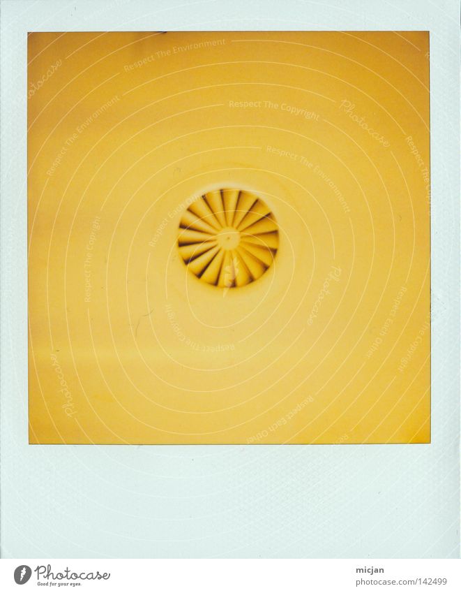 HH08.2 - The Thing Fan Ceiling Yellow Polaroid Paper Analog 600 Picture frame Photography Colour Dye Paints and varnish Patch Point Circle Disk Round Wheel Air