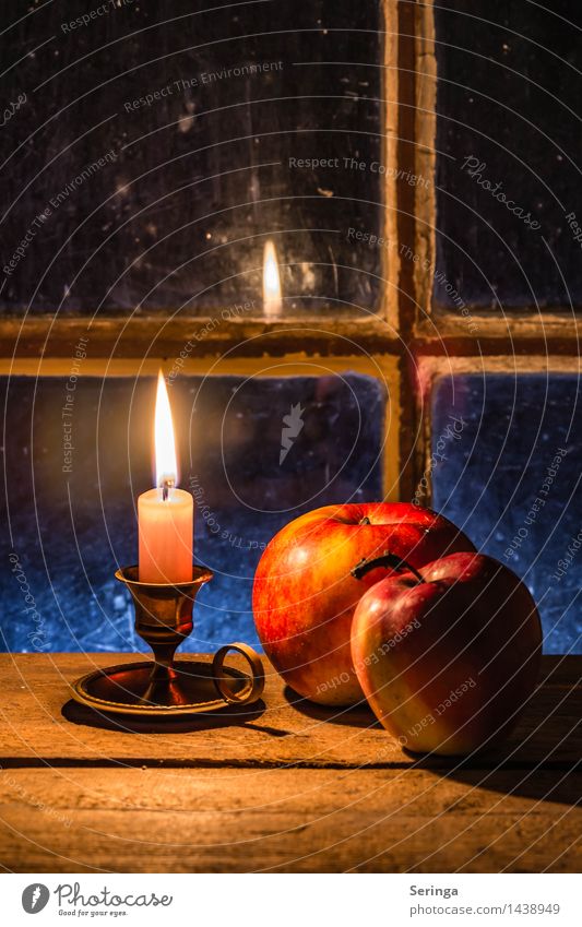 Anticipation of the holy time Fruit Apple Decoration Winter Church Wood Metal Contentment Goodness Grateful Calm Truth Belief Hope Grief Colour photo