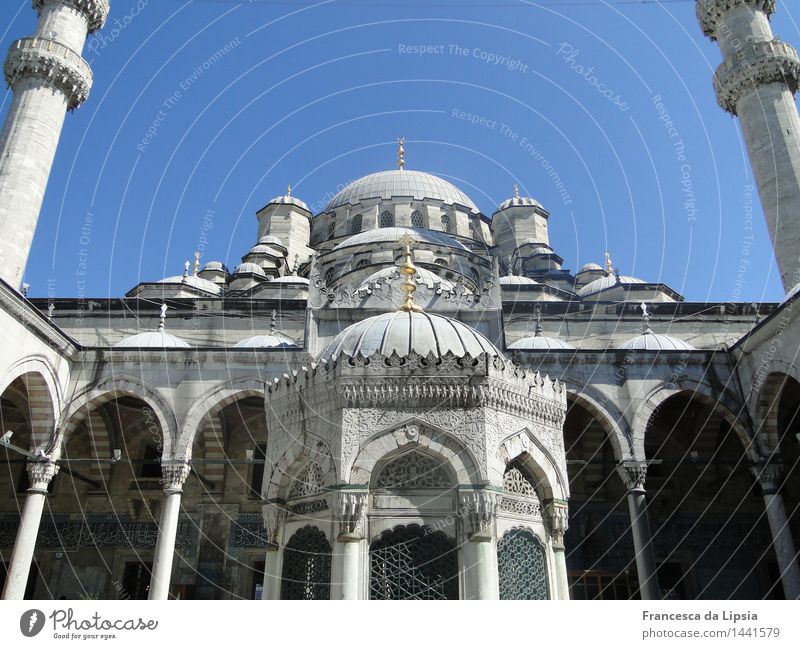 Istanbul's New Mosque Far-off places Sightseeing City trip Summer Architecture Turkey Port City Downtown Old town Minaret Tourist Attraction Esthetic Famousness
