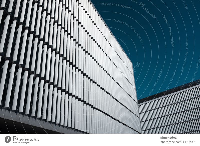 tension Manmade structures Building Architecture Esthetic Office building Cladding Facade Weather protection Repeating Pattern Arrangement Perspective Porto