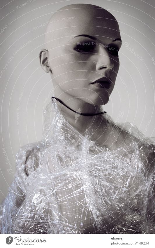 ::NUMB:: Sculpture Plastic Statue Human being Death Emotionally cold Woman Feminine Bald or shaved head Doll Figure Portrait photograph