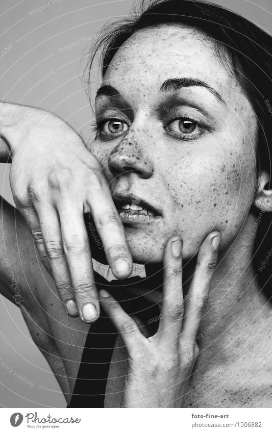Portrait "Points of view" Portrait photograph Face Wrinkle Freckles Dramatic Hand Skin Eyes Nose Identity Adjectives Mole Dramatic art Sadness Fingers