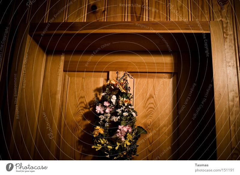 *knock* *knock* Door Entrance Jewellery Wood Wooden door Flower Detail Decoration Bouquet Flower arrangement Living or residing threshold