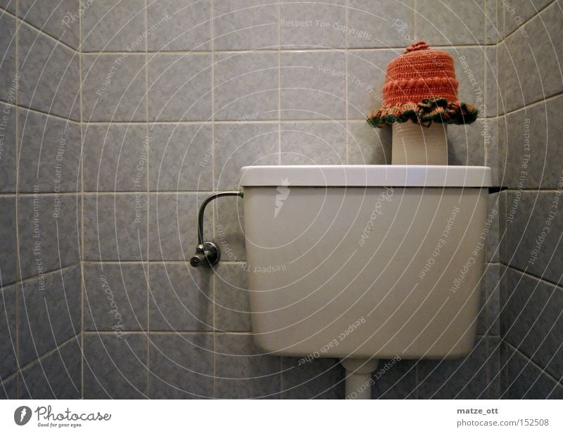 little place Toilet Toilet paper Bathroom Flush Decoration 00 WC flushing