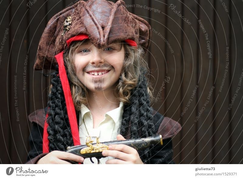 Captain Jack Sparrow, Junior. Playing Children's game Dress up Disguised Carnival costume Boy (child) Infancy 1 Human being 3 - 8 years 8 - 13 years Actor