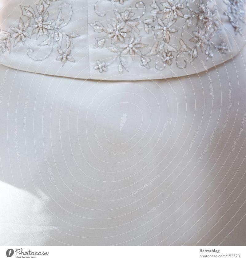 be a part of a wedding dress Dress Embroider Flower White Pure Light Round