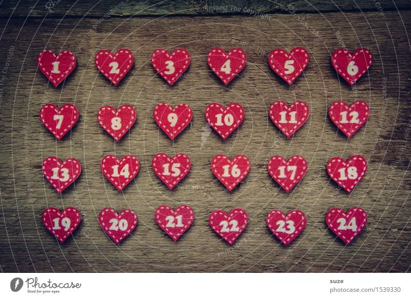 Love counts Handicraft Decoration Christmas & Advent Culture Wood Sign Digits and numbers Heart Wait Small Cute Brown Red Anticipation Creativity Arrangement