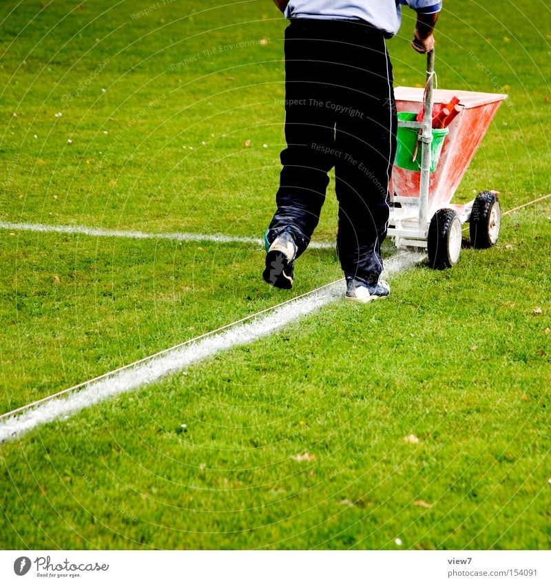 markers Signs and labeling Line Places Football pitch Sports Lawn Grass surface Green Preparation Machinery Carriage Lime Craft (trade) Marker line Sideline
