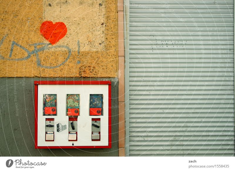 investment opportunity Candy Chewing gum Child Town Downtown House (Residential Structure) Wall (barrier) Wall (building) Facade Graffiti Heart Line Retro Gray