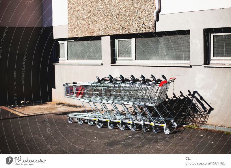 Shopping Cart Economy Trade SME Closing time Wall (barrier) Wall (building) Window Shopping Trolley Gloomy Break Services Growth Shopping malls