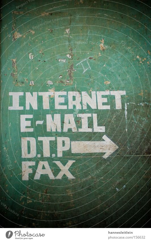 Indernett III Internet Email Fax Telephone Communicate Telecommunications India Contact Arrow Green Contrast Direction Signs and labeling Illustration