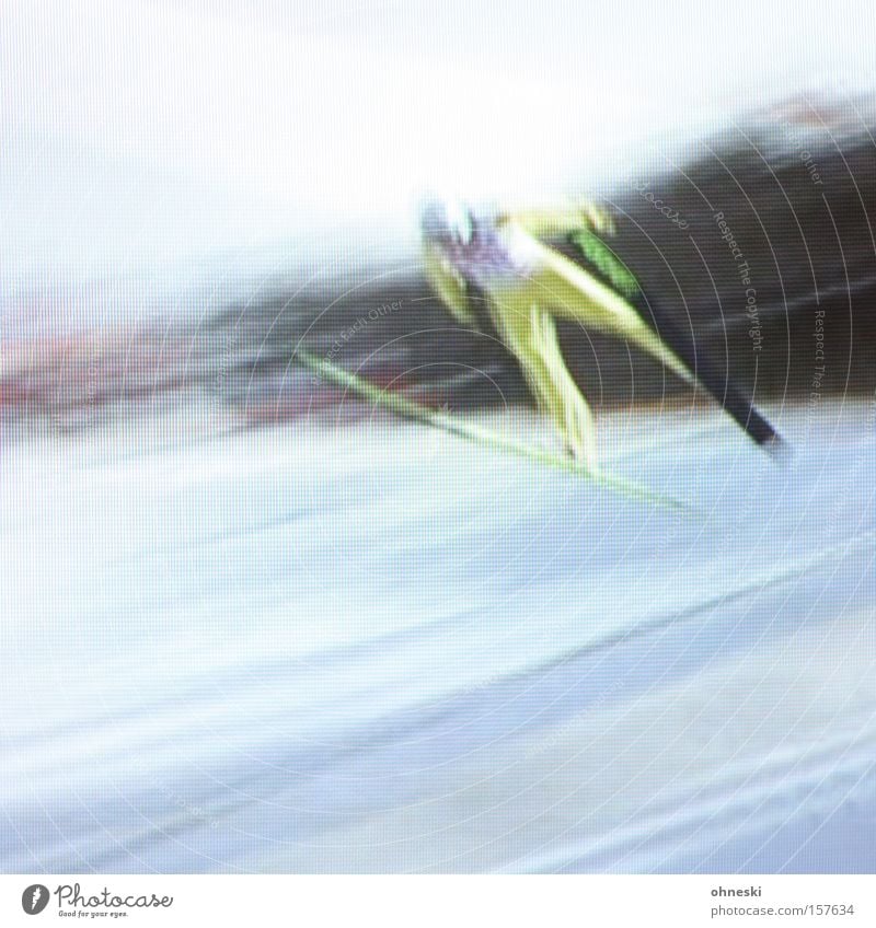 Ziiiiiehhh! Skis Snow Winter Winter sports Ski jump Speed Far-off places Television TV set Impaired consciousness Dynamics Power Sporting event Competition