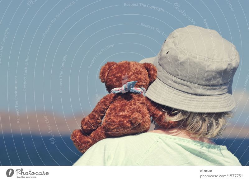 Teddy Per on holiday (11) Woman Adults Head Water Cloudless sky Horizon Ocean Teddy bear Cuddly toy Cap Looking Sit Together Happy Joy Contentment