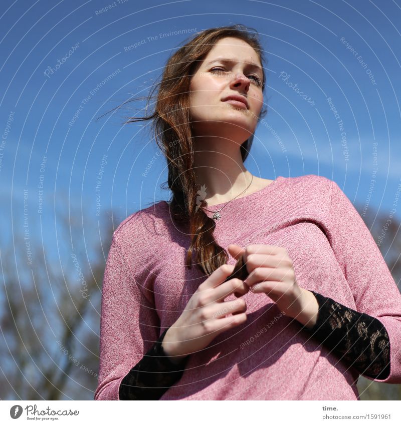 . Feminine 1 Human being Sky Beautiful weather Forest Sweater Brunette Long-haired Observe Think Looking Wait Curiosity Cool (slang) Safety Watchfulness Serene