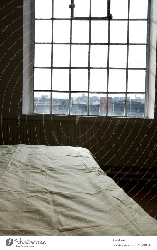 [HB 09.1] - bedrooms Bed Window Sleep Vantage point Duvet Blanket Wall (building) Room Location Bedroom venues spatial