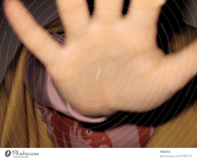 Photo number 109957 Hand Stop Catch Grasp Palm of the hand Fingers Blur Warning label Defensive Defense training Protective Human being Gap Take a photo