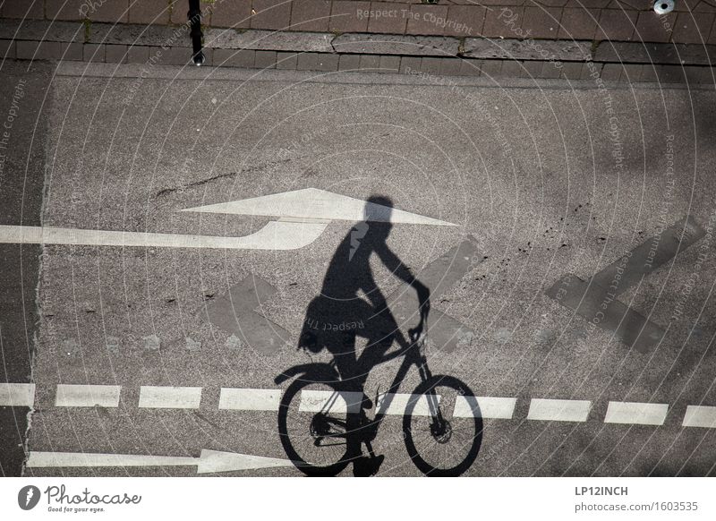 Aachen shadow. SECOND Leisure and hobbies Trip Cycling Human being Body 1 Town Means of transport Traffic infrastructure Road traffic Street Road sign Driving