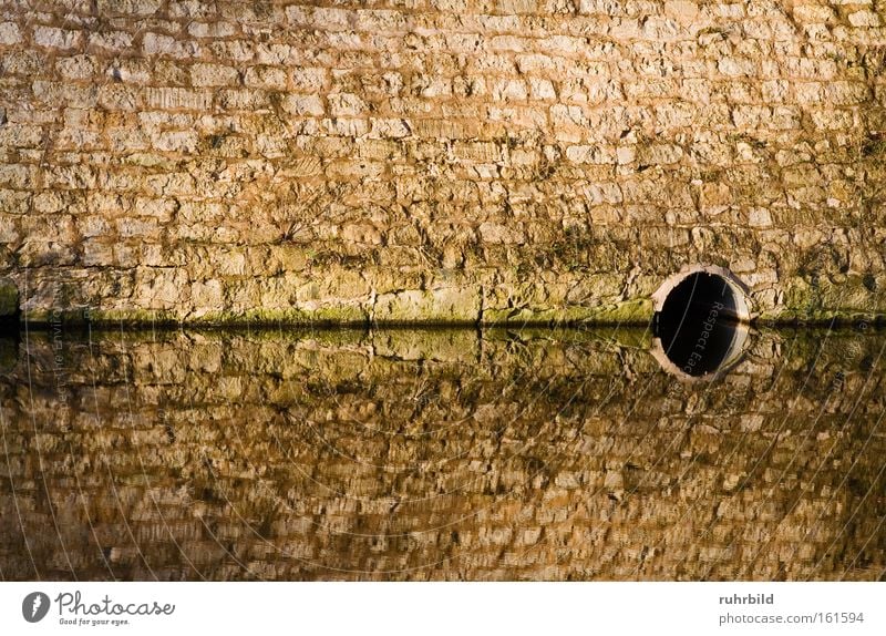 mirroring Wall (barrier) Mirror Reflection Water Symmetry Water level Water reflection Surface of water Moated castle Mirror image Brown Gray Dark Effluent