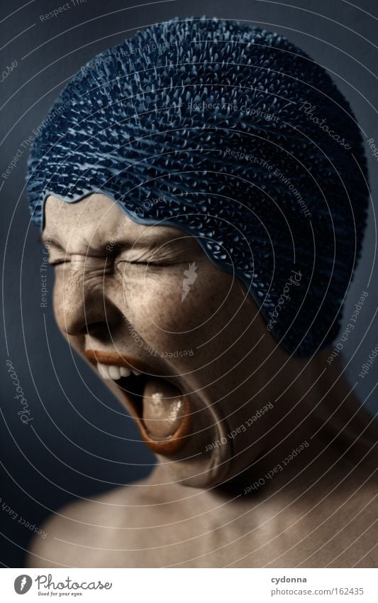 discontinuity Face Portrait photograph Human being Woman Blue Pain Vulnerable Anger Movement Power Skin Scream Emotions Force swimming hood
