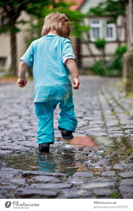 AST 9 | pitschipatsch2 Human being Masculine Child Toddler Boy (child) 1 1 - 3 years Small Town Discover Walking Playing Jump Funny Wet Blue Joy Happy Happiness