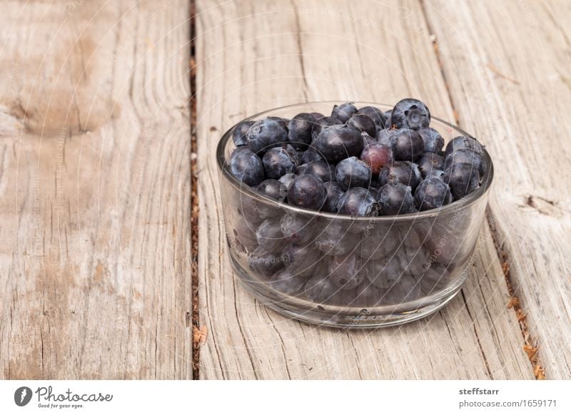Clear glass bowl of ripe blueberries Food Fruit Nutrition Eating Breakfast Picnic Organic produce Vegetarian diet Diet Bowl Lifestyle Beautiful Healthy