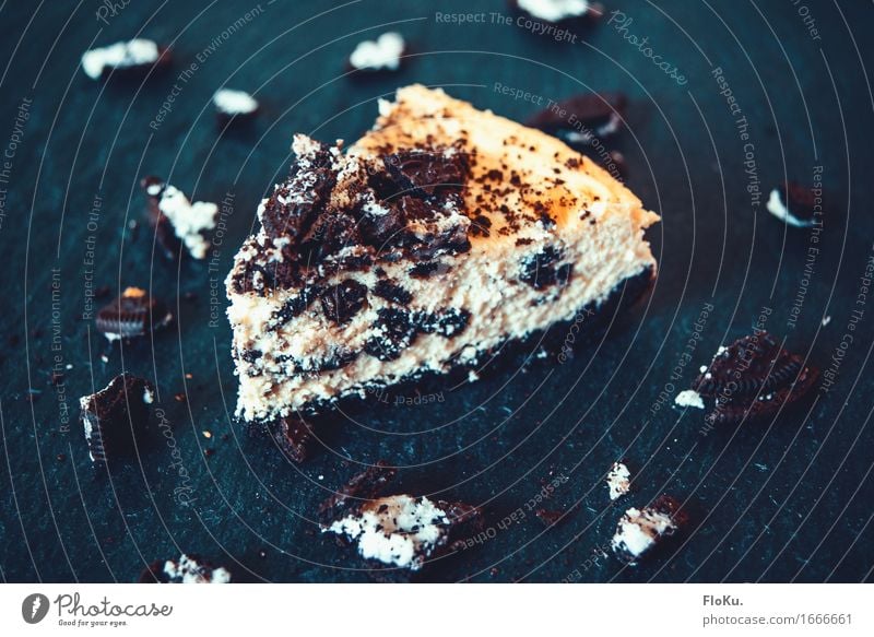 Oreo-Crumble Cheesecake Food Dough Baked goods Cake Dessert Candy Nutrition Eating To have a coffee Vegetarian diet Beautiful Delicious Sweet Blue Yellow Black