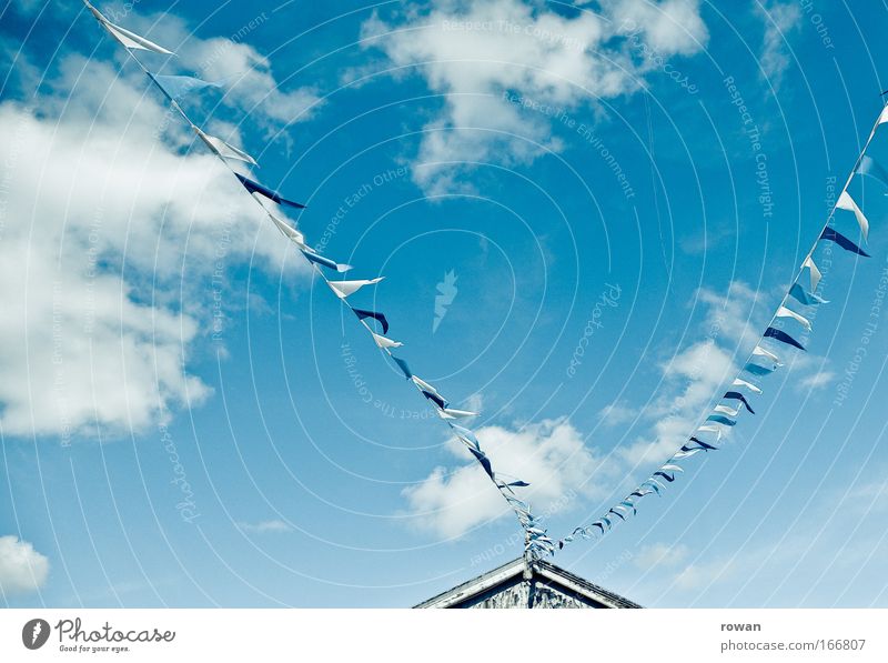 fluttered with pennants Colour photo Neutral Background Day Sky Clouds Leisure and hobbies Judder Wind Flag String Point Roof Summer Blue Blue sky
