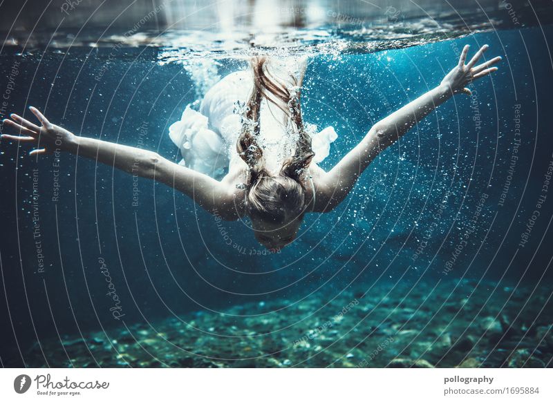 mermaid Lifestyle Elegant Beautiful Wellness Swimming & Bathing Feminine Woman Adults Body 1 Human being Water Dress Blonde Long-haired To enjoy Fluid Infinity