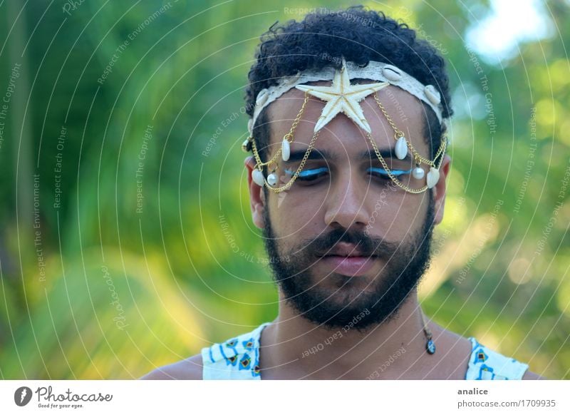 Mermaid Hair and hairstyles Make-up Masculine Androgynous Face 1 Human being Accessory Headband Black-haired Facial hair Beard Starfish Shell Goddess Authentic