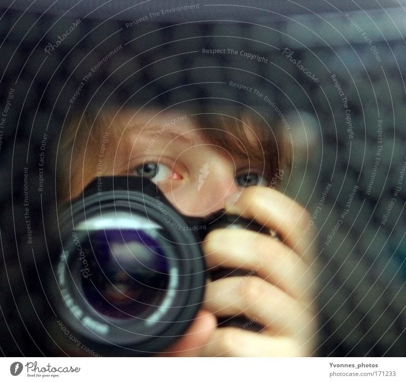 100 - Moments like this Day Blur Deep depth of field Looking Looking into the camera Style Design Leisure and hobbies Camera Human being Feminine Head Eyes Hand