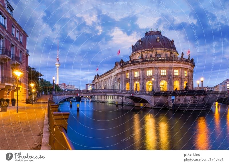 Museum Island at Night Tourism Sightseeing City trip Night life Culture Night sky River Spree Berlin Downtown Berlin Germany Town Capital city Old town