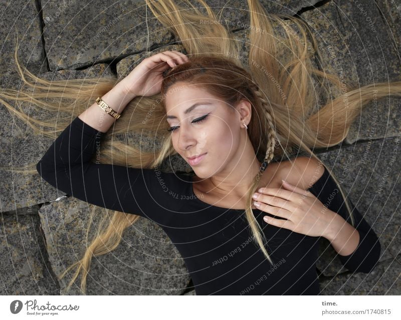 . Feminine 1 Human being T-shirt Jewellery Earring Hair and hairstyles Blonde Long-haired Braids Stone Relaxation To enjoy Smiling Lie Dream Happiness Beautiful