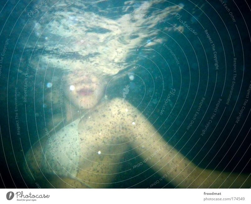 periscope Colour photo Multicoloured Underwater photo Flash photo Upper body Dive Human being Feminine Young woman Youth (Young adults) Woman Adults Mouth Chest