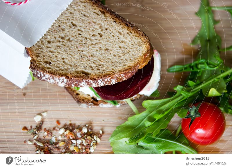 BREAD TIME I Knives Tomato Red beet Lettuce Rucola Brie Cheese Bread Chopping board Healthy Healthy Eating Dish Food photograph Breakfast Slow food Daub
