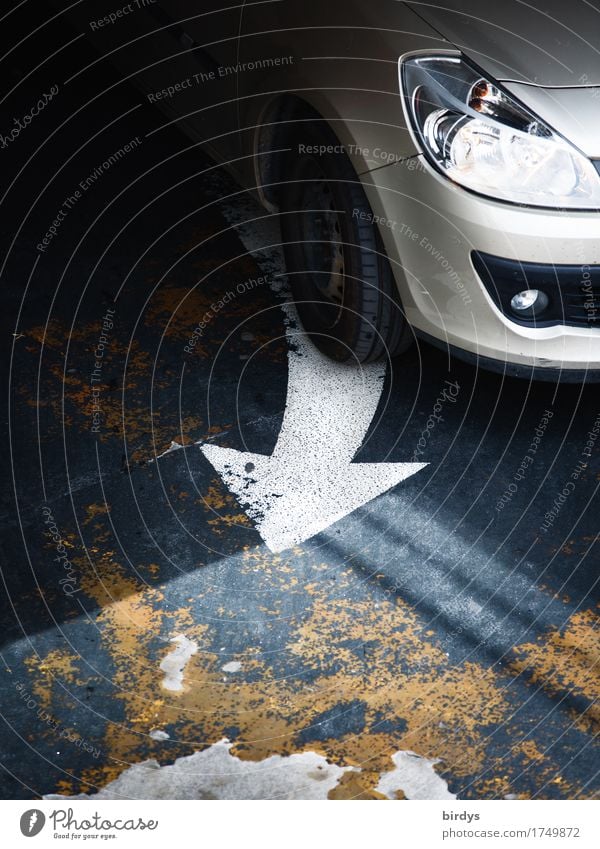 curve position Parking garage Transport Motoring Car Sign Arrow Driving Authentic Movement Accuracy Speed Safety Lanes & trails Target Trend-setting Curve