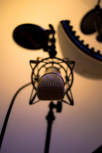 Large diaphragm microphone, pendant Microphone Music Singer Radio (broadcasting) Glittering Cold Warmth Blue Yellow Gold Gray recording Recording studio