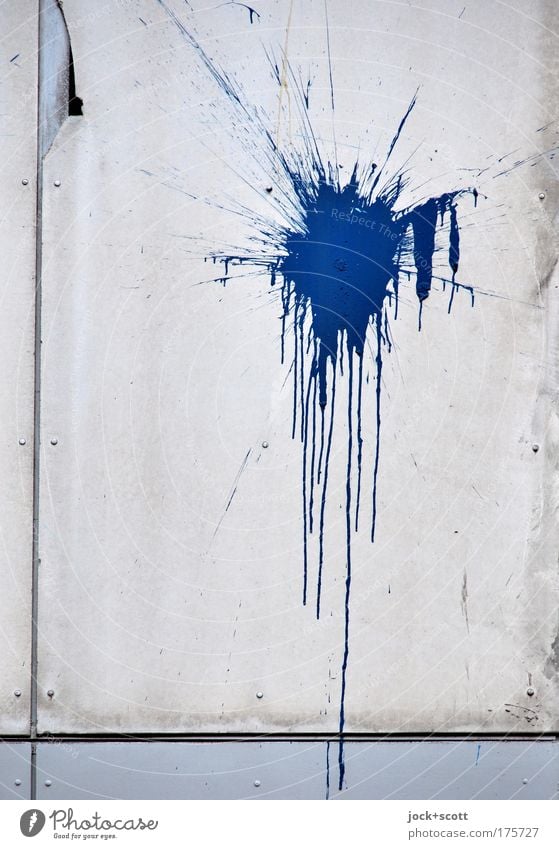 Flat! Facade Dye Wall cladding Authentic Uniqueness Trashy Blue Aggression Creativity Protest Patch Surface Daub Patch of colour Inject Street art